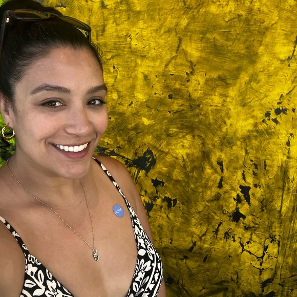 Meet your posher! - Picture 1 of 1